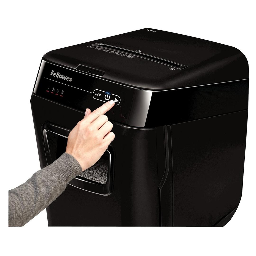 Destructeur de documents très confidentiels P5 Coupe croisée Insertion papier automatique AutoMax 200M 2 x 14 mm avec insertion papier automatique FELLOWES — On_off switch