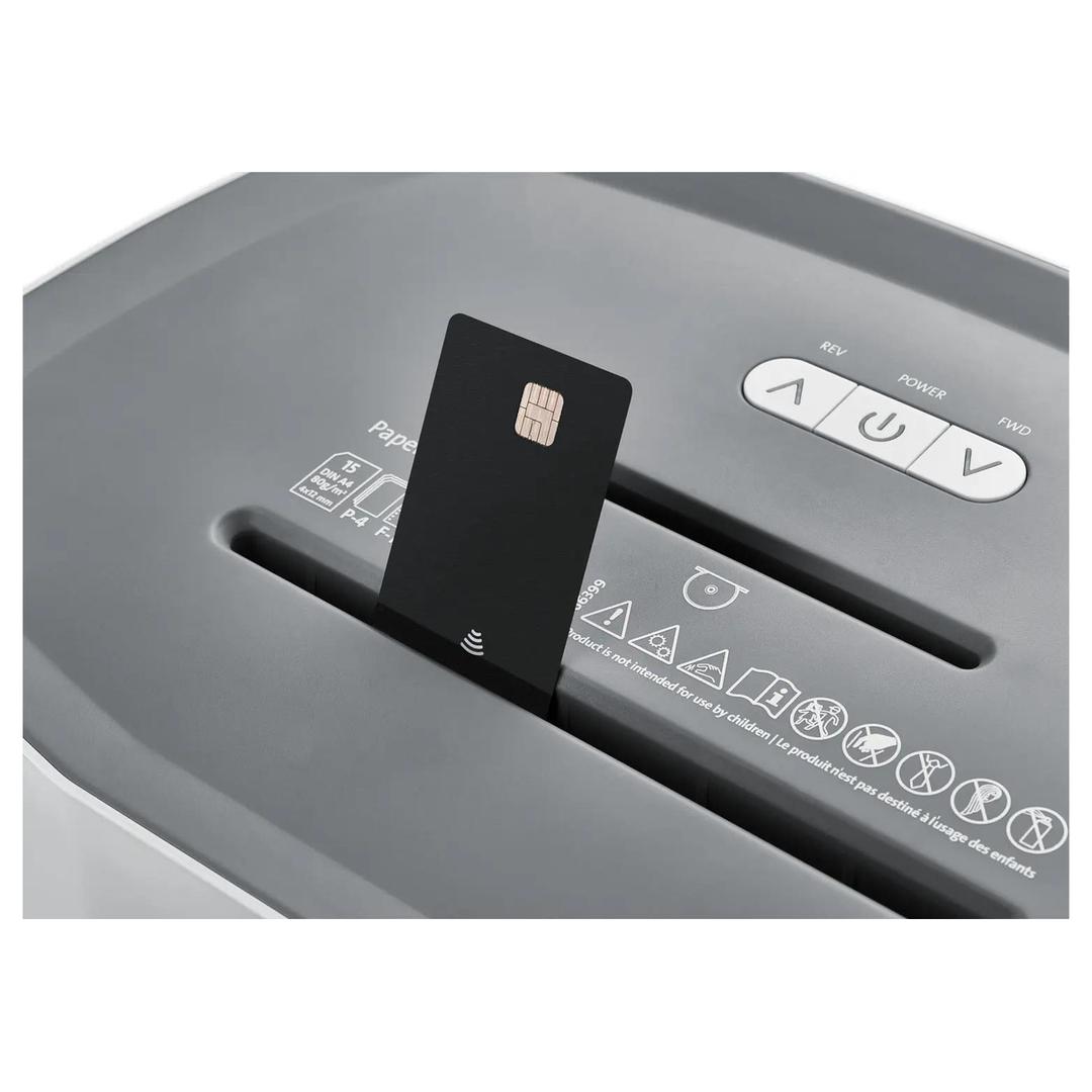 Destructeur de documents confidentiels P4 Coupe croisée PaperSAFE PS380 4 x 12 mm DAHLE — Insertion carte de crédit