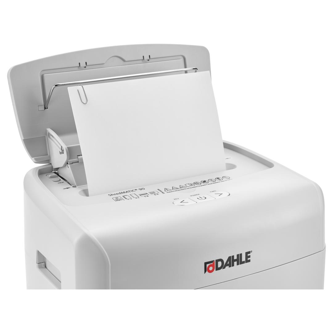 Destructeur de documents confidentiels P4 Coupe croisée Insertion papier automatique ShredMATIC 90 P4 4 x 12 mm avec insertion papier automatique DAHLE — Insertion papier avec trombones