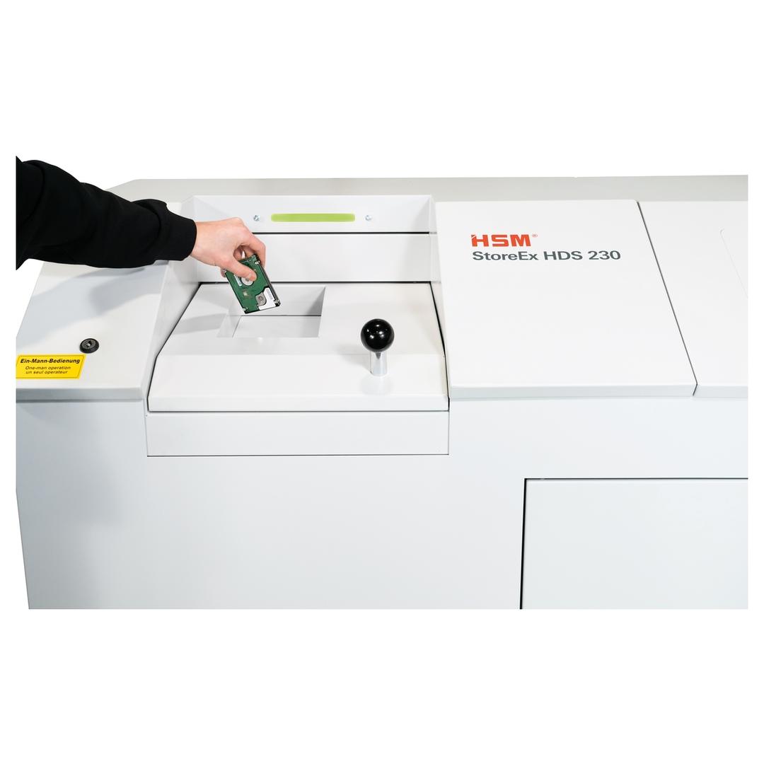 Destructeur de médias Destructeur de médias StoreEx HDS 230 - 20 x 40-50 mm avec bande d'évacuation HSM — Insertion manuelle disque dur