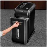 Destructeur de documents confidentiels P4 Coupe croisée Powershred 99Ci 4 x 38 mm FELLOWES - Corbeille extractible de 34 litres tirée par l'avant du destructeur de documents Fellowes Powershred 99Ci