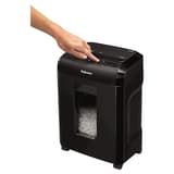 Destructeur de documents très confidentiels P5 Coupe croisée Powershred 10M 2 x 12 mm FELLOWES — Lock switch