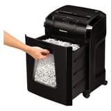 Destructeur de documents confidentiels P4 Coupe croisée Powershred 12C 4 x 40 mm FELLOWES — Bac extractible de 19 litres tiré vers l'avant, rempli de particules