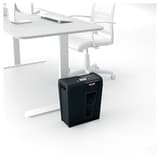 Destructeur de documents confidentiels P4 Coupe croisée Secure X8 4 x 40 mm REXEL — Comparaison taille réelle