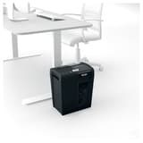 Destructeur de documents confidentiels P4 Coupe croisée Secure X10 4 x 40 mm REXEL — Comparaison taille réelle