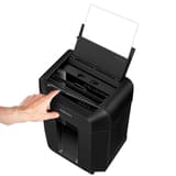 Destructeur de documents confidentiels P4 Coupe croisée Insertion papier automatique AutoMax 90M 4 x 12 mm avec insertion papier automatique FELLOWES — Mise en fonctionnement - Destructeur de papier Fellowes