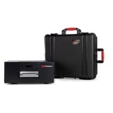 Valise de transport étanche IP67 pour démagnétiseur ASM120 Valise de transport ASM120 PRODEVICE - Valise de transport PRODEVICE pour démagnétiseur ASM120, fermée à côté du démagnétiseur